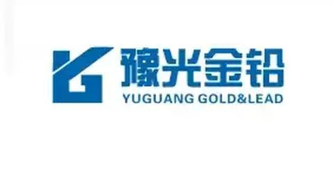 WWE直播遭遇衣柜故障，蒂法尼·斯特拉顿面临电视黑屏尴尬场面